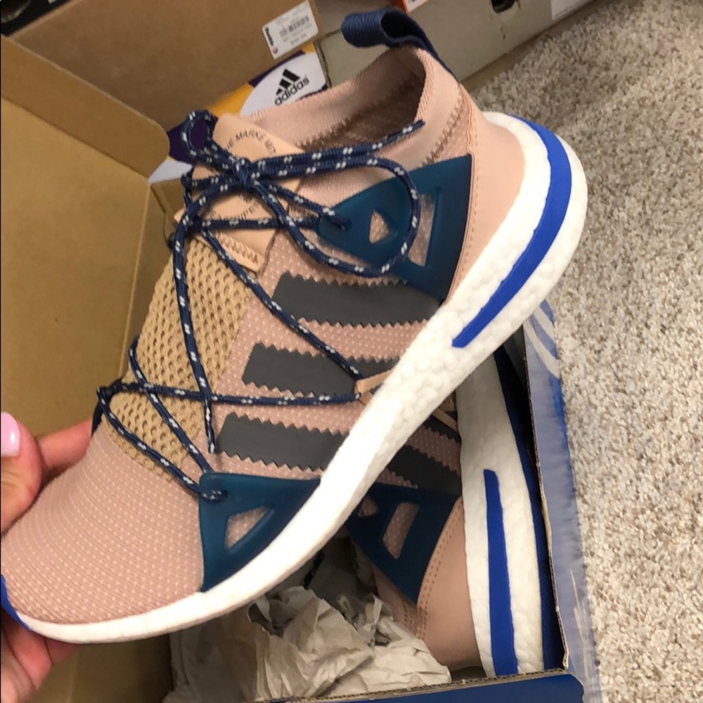 ARKYN W ADIDAS SHOES